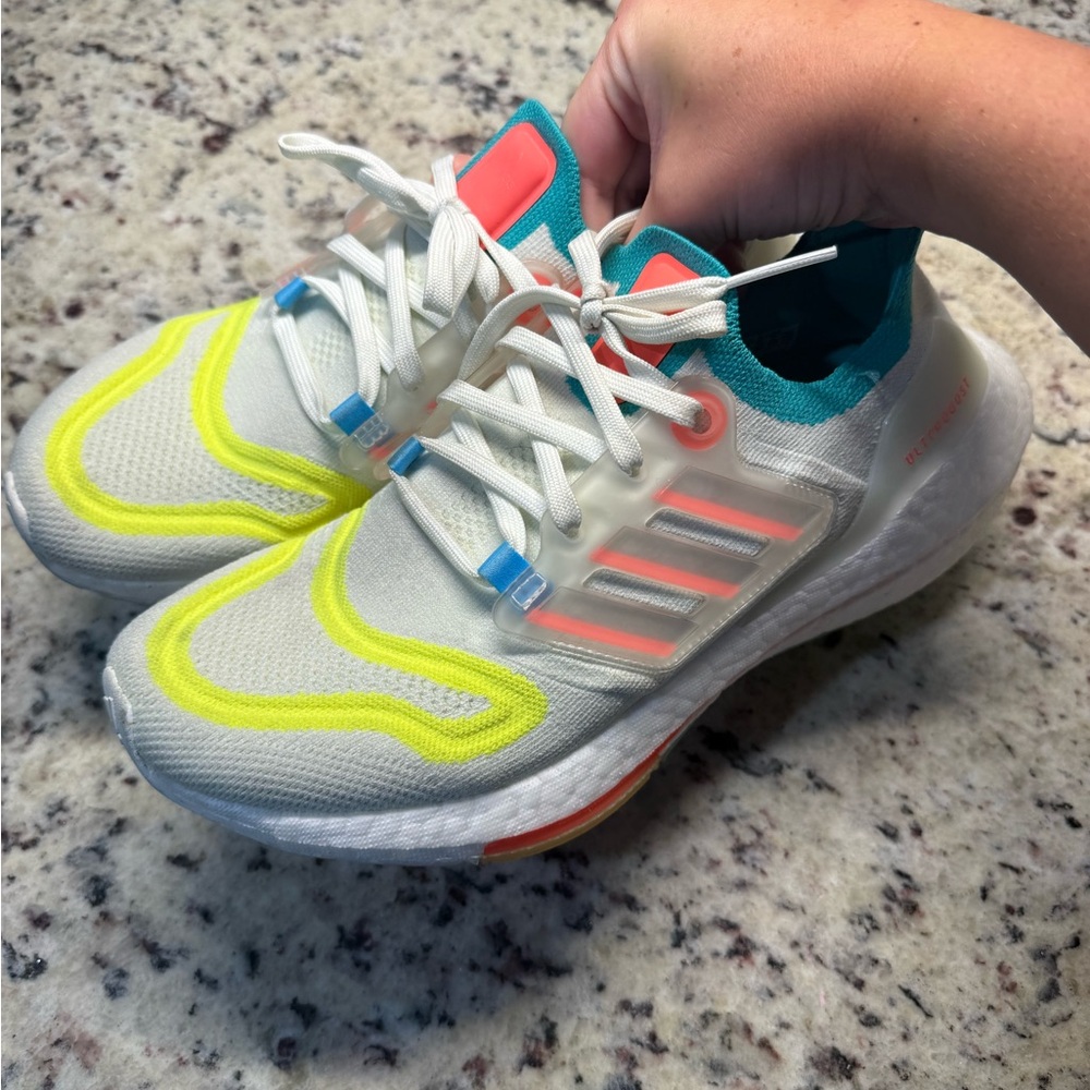 Adidas ultraboost 22